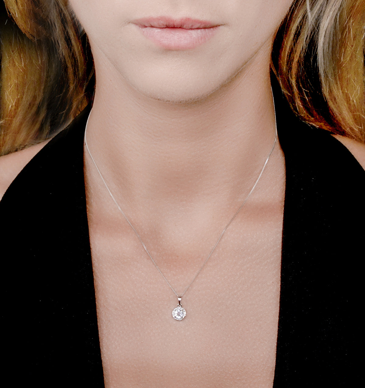 0.38ct Aquamarine and Diamond Stellato Necklace in 9K White Gold